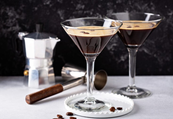 15 Creative Coffee Cocktails Recipes for Professional Bartenders