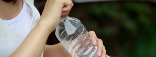 Stuck Water Bottle: How to Open a Bottle of Water?